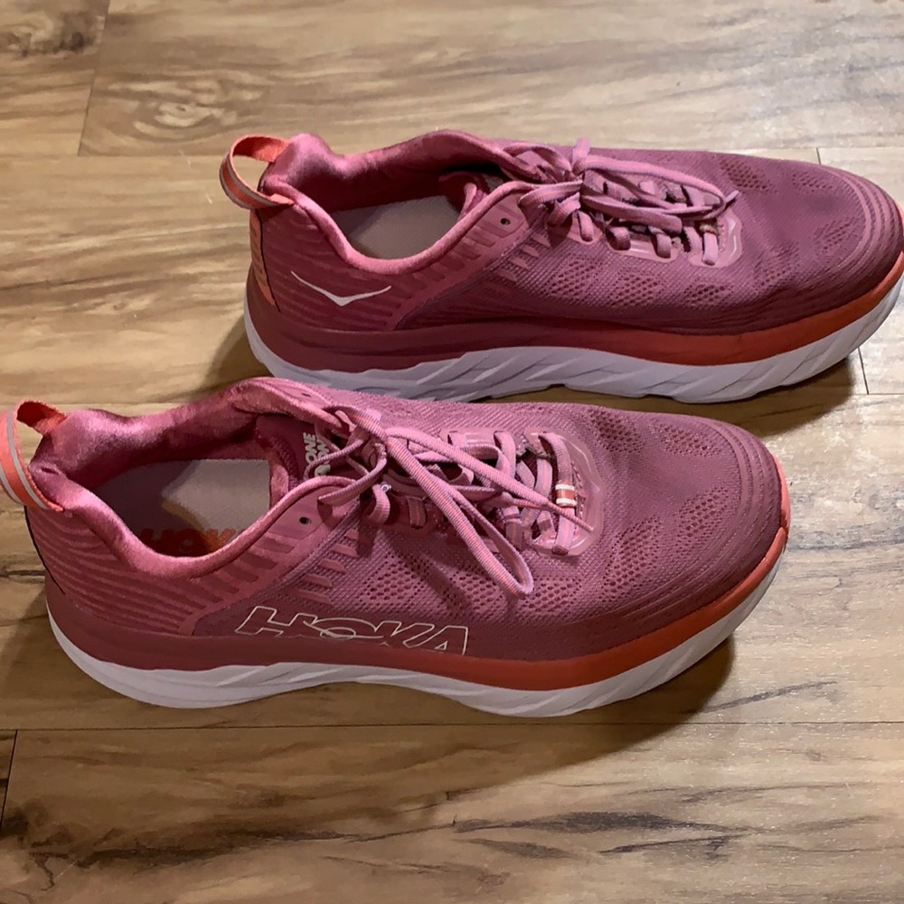 Women’s Hoka Bondi 6